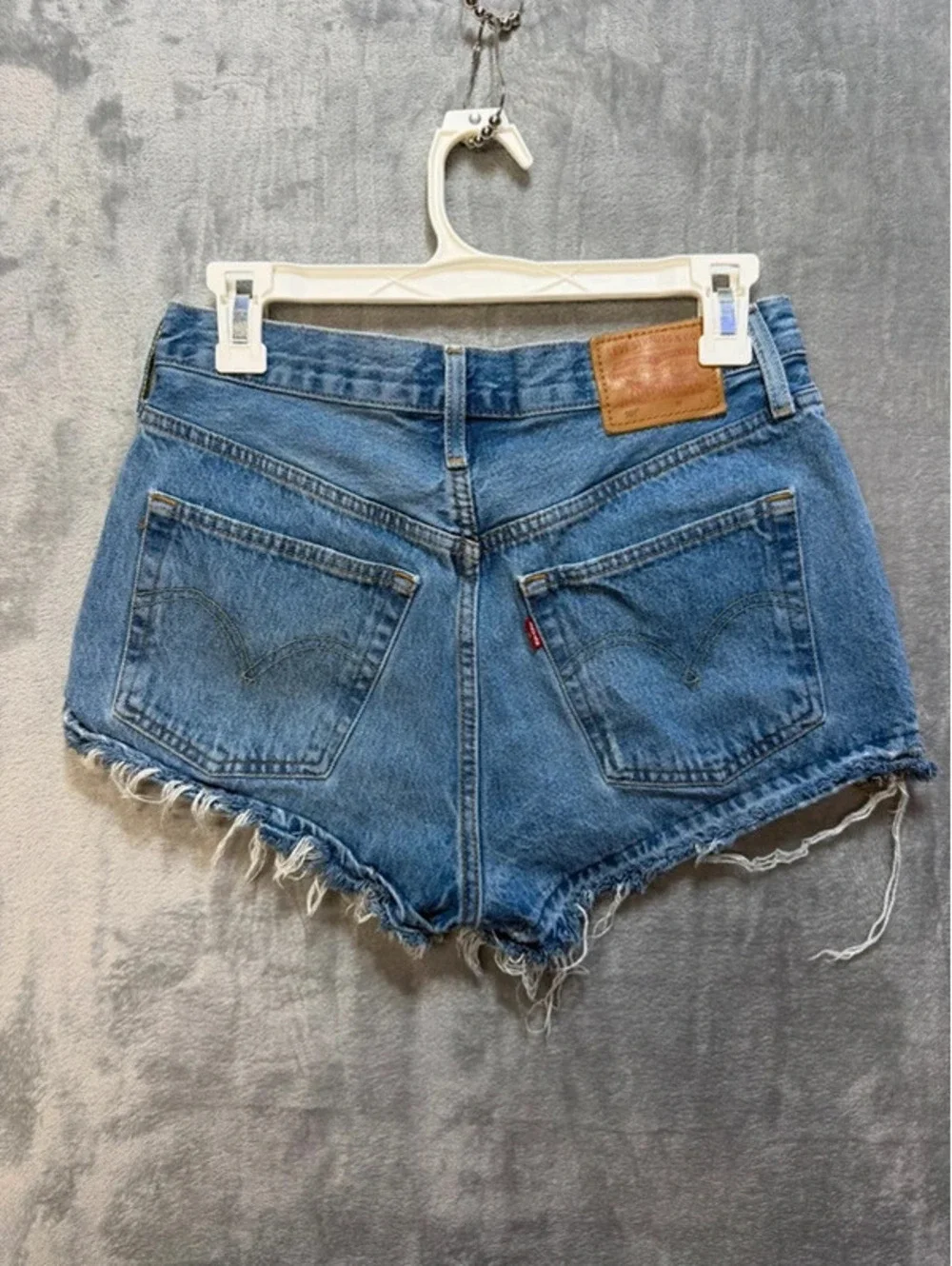 Levis Premium 501 Original High Rise Cut Off Denim Shorts Medium Wash Size W27